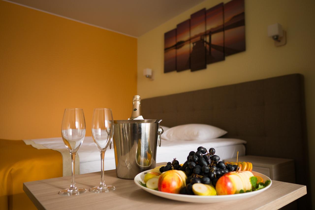 Liivarand Hotel Narva-Jõesuu Eksteriør billede